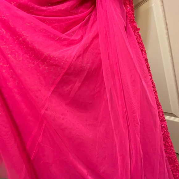Hot pink sherri hill prom dress - Picture 8 of 10